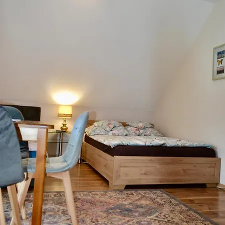 Sobie Na Wyspie ホームステイ